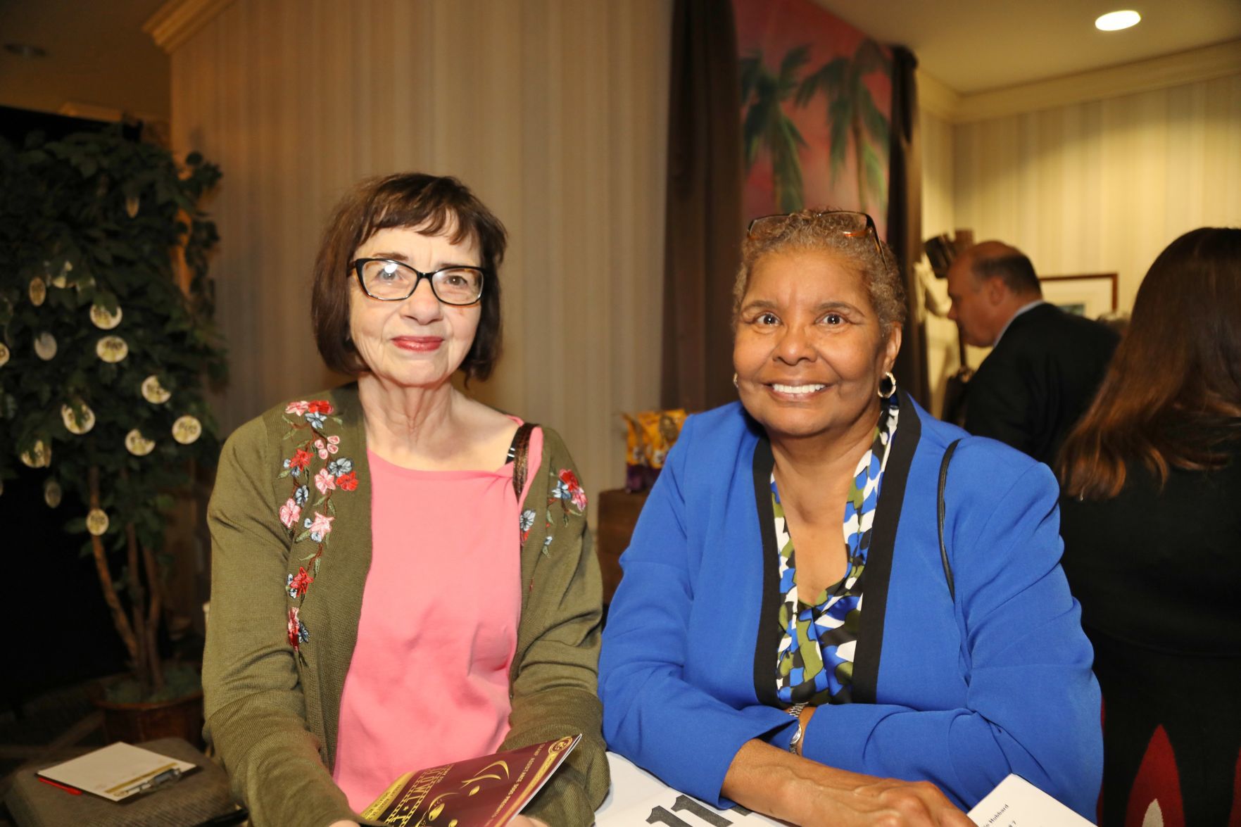 Lynn Ruff, Mattie Hubbard